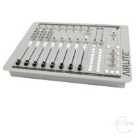 Pro FM-uitzending - D&R Airlite 8-kanaals omroepmixer 01